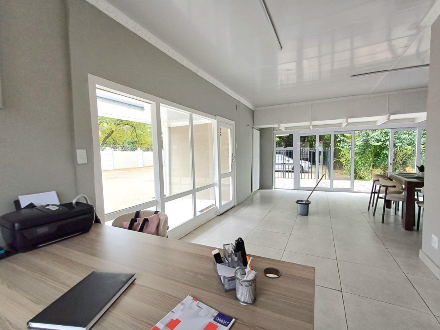6 Bedroom Property for Sale in Bayswater Free State
